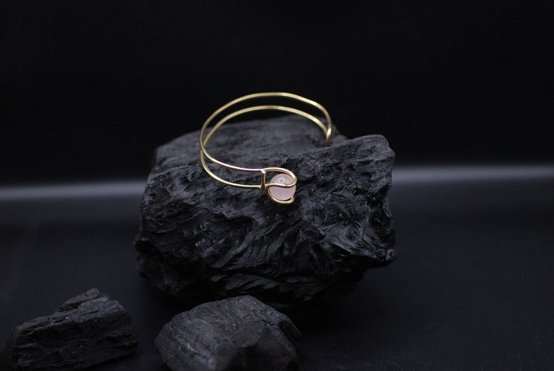 Pink swan bracelet
