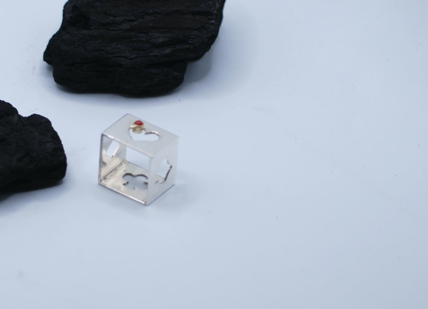 Play cards ring