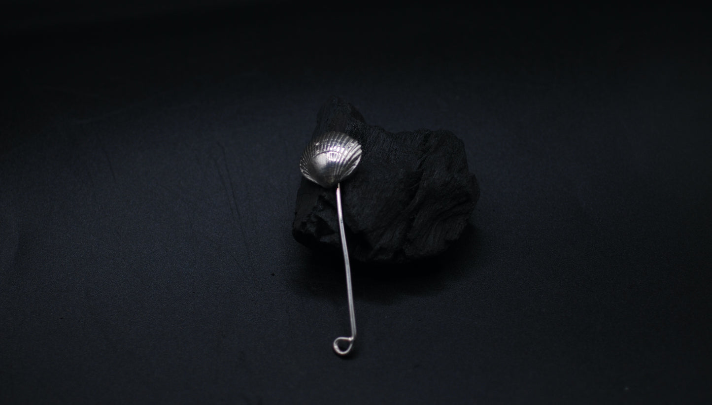 Shell lapel pin